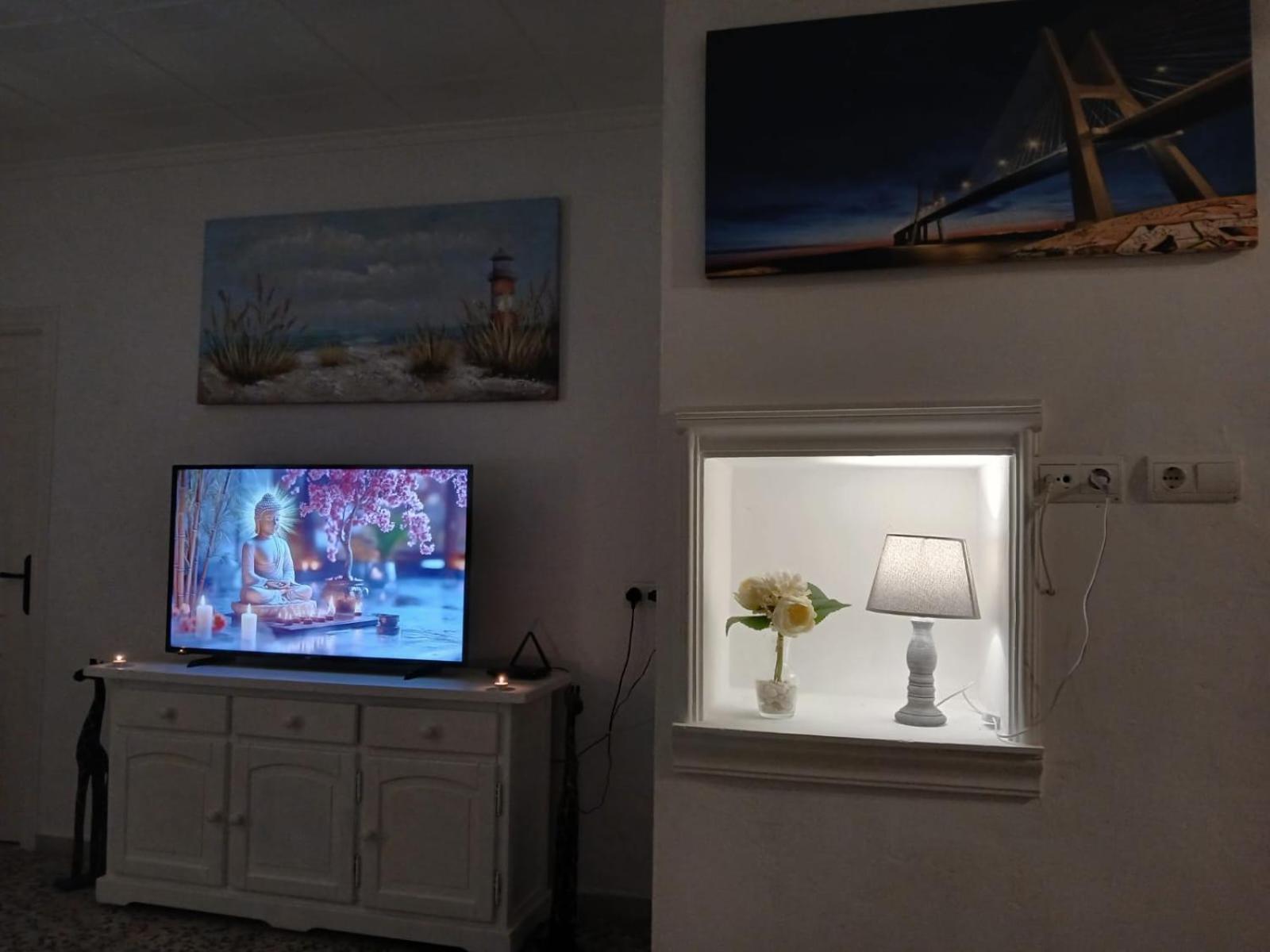 The Beach Hut With Lazy Spa آدرا المظهر الخارجي الصورة