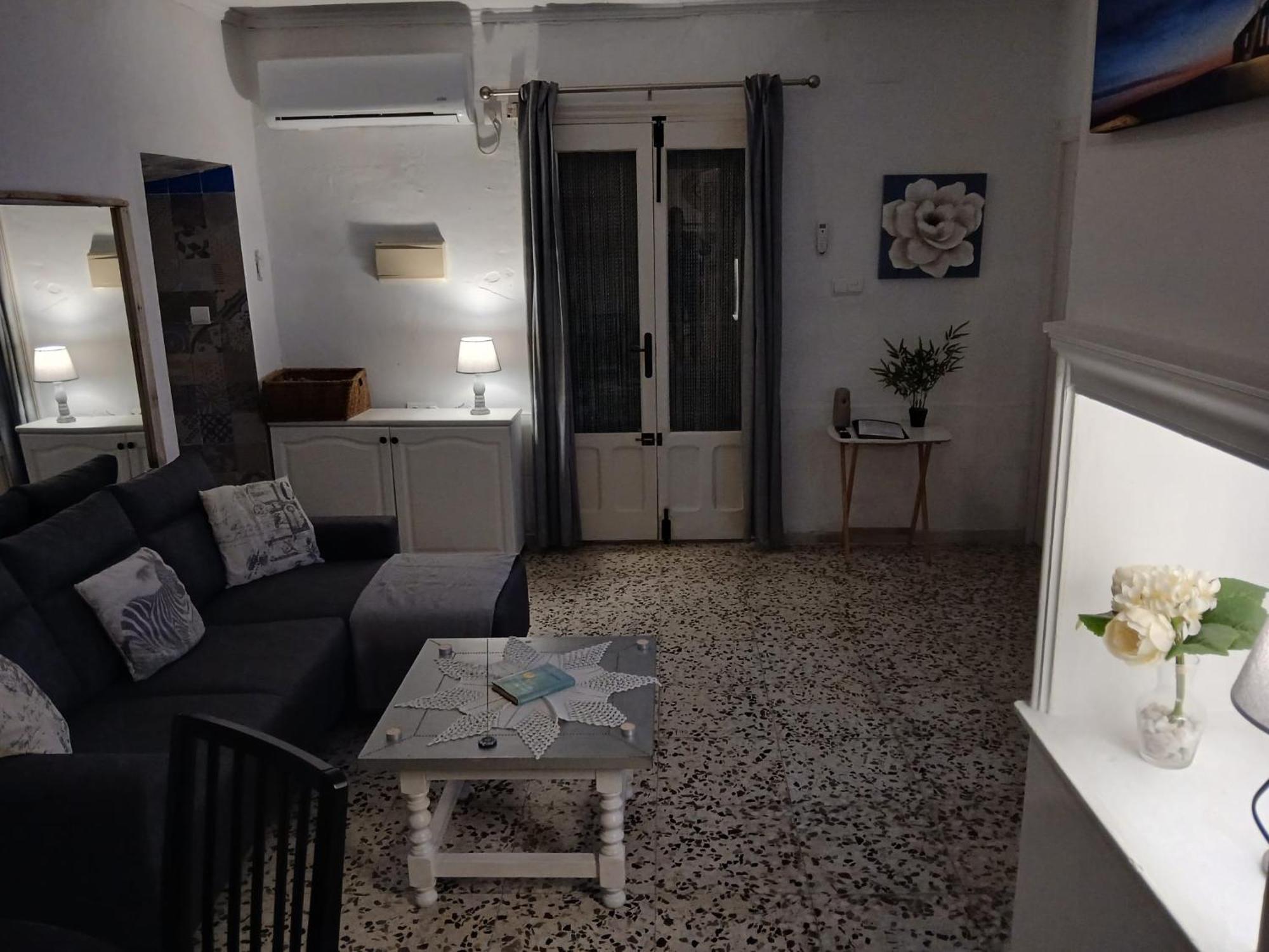 The Beach Hut With Lazy Spa آدرا المظهر الخارجي الصورة